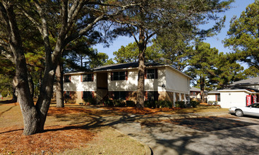 Spring Run Apartments in Fairhope, AL - Foto de edificio - Building Photo