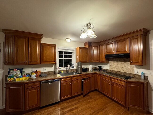 534 Regent Ct in Versailles, KY - Building Photo - Building Photo