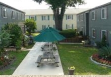 Lyn Gardens Apartments in DeLand, FL - Building Photo - Building Photo