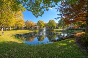 The Westbury in Memphis, TN - Building Photo