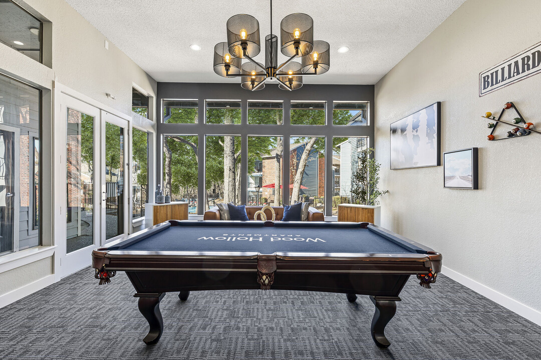 Wood Hollow in Euless, TX - Building Photo
