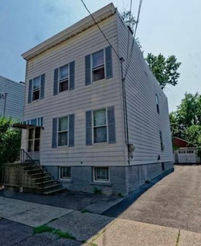 property at 526 Hamilton St