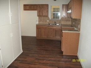 Sun Valley Apartments in Harlingen, TX - Foto de edificio - Interior Photo