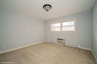 1335 1st St in Northbrook, IL - Building Photo - Building Photo