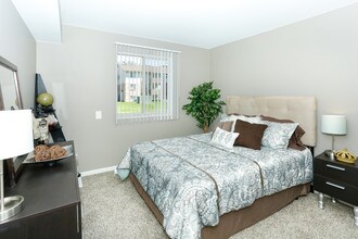 Brighton Cove in Brighton, MI - Building Photo - Interior Photo