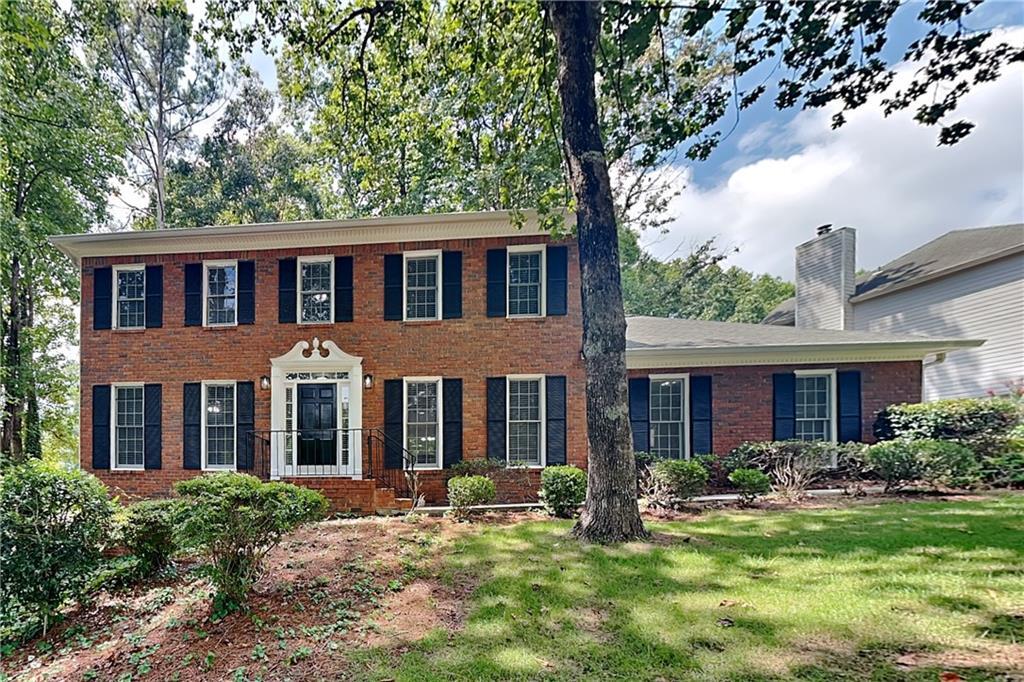 4614 Blakedale Cir in Roswell, GA - Building Photo