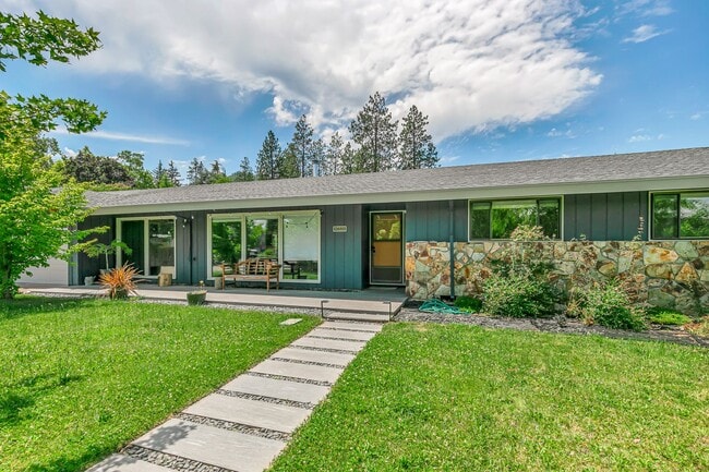 property at 955 Bellview Ave