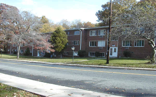 Oliver Gardens in Hyattsville, MD - Foto de edificio - Building Photo