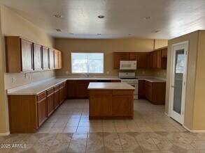 8337 W Cocopah St in Tolleson, AZ - Building Photo - Building Photo