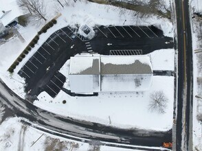 15 Mountain Rd in Goffstown, NH - Foto de edificio - Building Photo