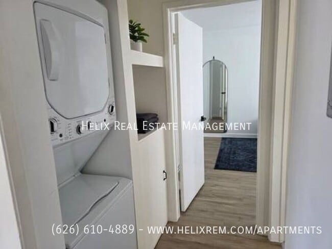 property at 1313 Huntington Dr