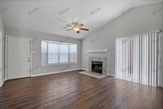 2255 Nantucket Village Dr in Dallas, TX - Building Photo - Building Photo