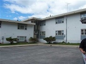 Valley HI Apartments in Custer, SD - Building Photo