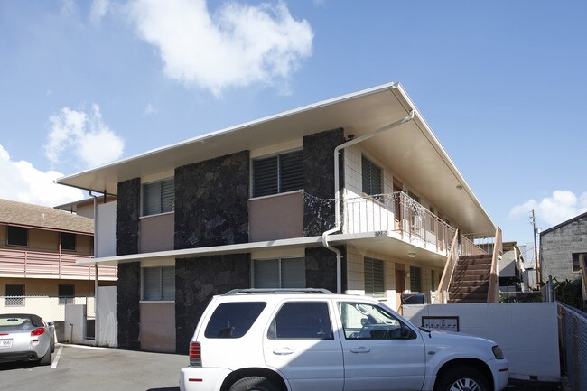 725 Birch St in Honolulu, HI - Foto de edificio - Building Photo