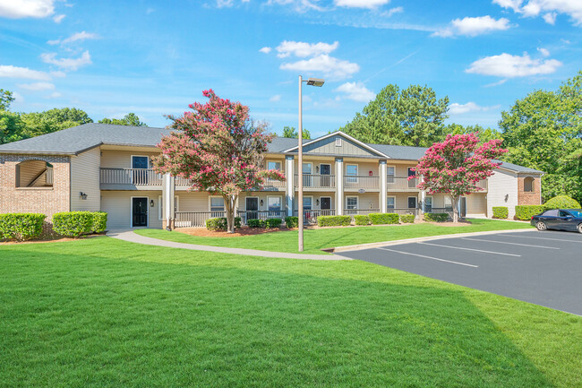 Crossing at Reedy Creek in Charlotte, NC - Building Photo - Building Photo