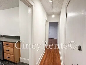 1831 Courtland Ave in Norwood, OH - Building Photo - Building Photo