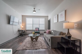 1415 N Main Ave in San Antonio, TX - Building Photo - Building Photo
