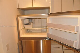 10765 Cleary Blvd in Plantation, FL - Building Photo - Building Photo
