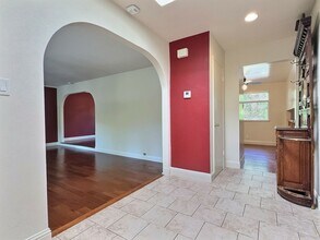 5549 Del Oro Dr in San Jose, CA - Building Photo - Building Photo