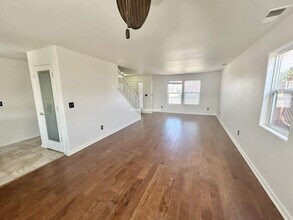 1322 Scotch Pine Way in Gardnerville, NV - Building Photo - Building Photo
