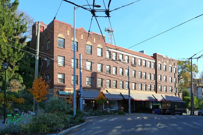 Galer Crest Apartments in Seattle, WA - Foto de edificio - Building Photo