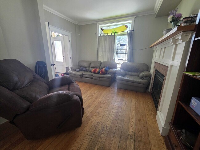 234 Albert St in Kingston, ON - Building Photo - Building Photo