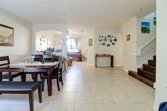 12161 SW 123rd Pl in Miami, FL - Building Photo - Building Photo