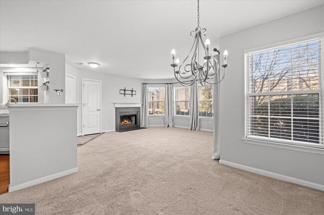 5600 Willoughby Newton Dr in Centreville, VA - Building Photo - Building Photo