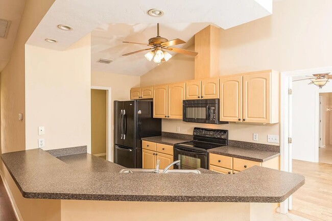 14678 NW 150th Pl in Alachua, FL - Building Photo - Building Photo