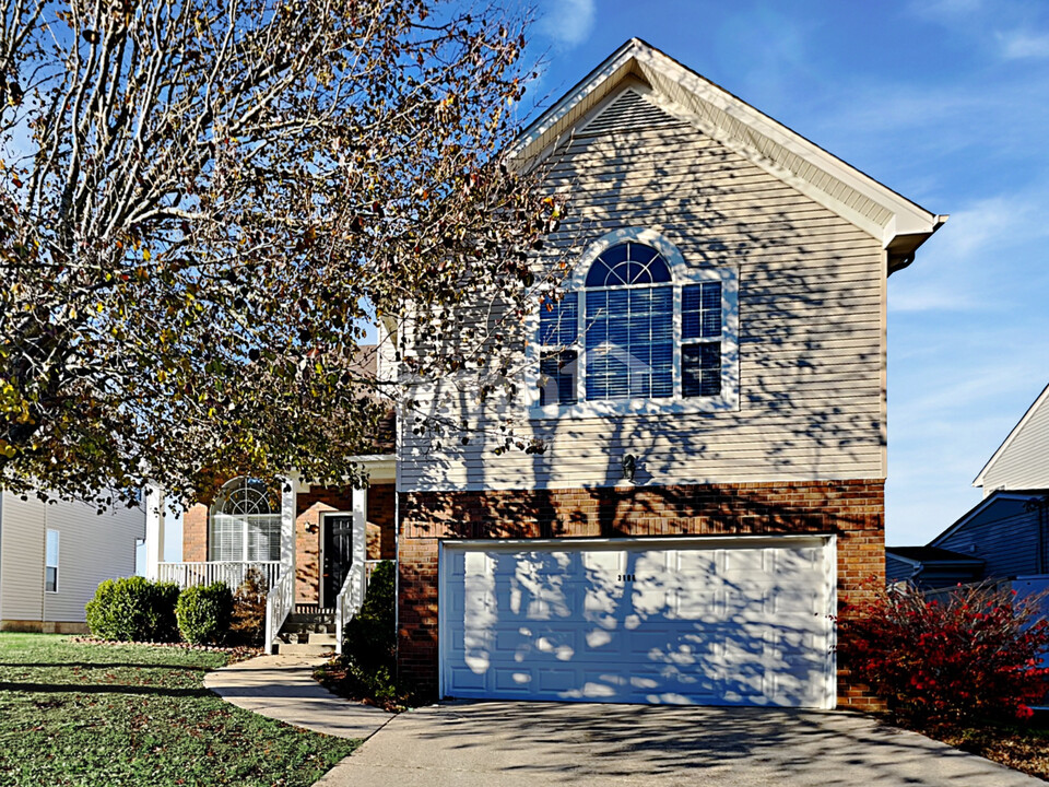 3104 Creekview Ln in Goodlettsville, TN - Building Photo