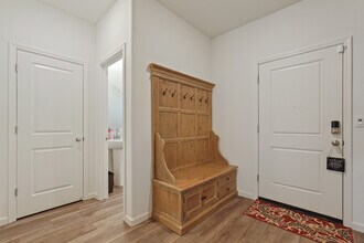 1416 Willowedge Way in Stockton, CA - Building Photo - Building Photo