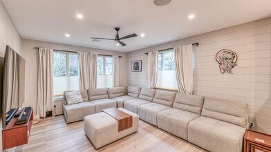 5 N Cambridge Ave in Ventnor City, NJ - Building Photo - Building Photo