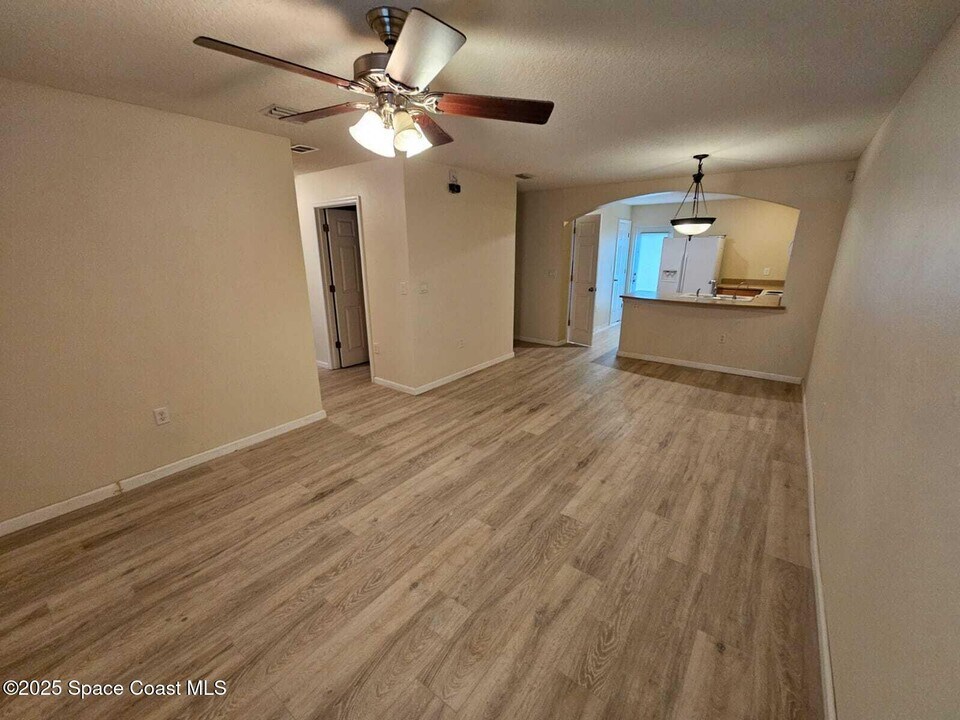 730 Margie Dr in Titusville, FL - Building Photo