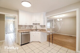 245 B H Parrish Rd in Benson, NC - Foto de edificio - Building Photo