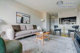 2140 L St NW in Washington, DC - Building Photo - Building Photo