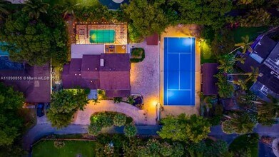 2120 SW 28th Way in Fort Lauderdale, FL - Building Photo - Building Photo