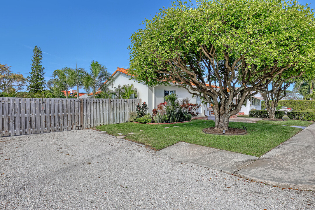 1401 North N Street in Lake Worth, FL - Building Photo