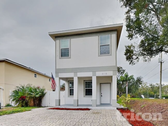 property at 8118 N Coolidge Ave