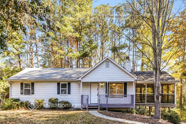 property at 1847 Rainbow Ln