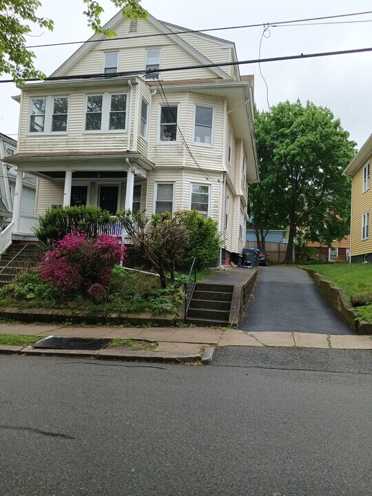 23 Ogden St, Unit #2 in Providence, RI - Building Photo