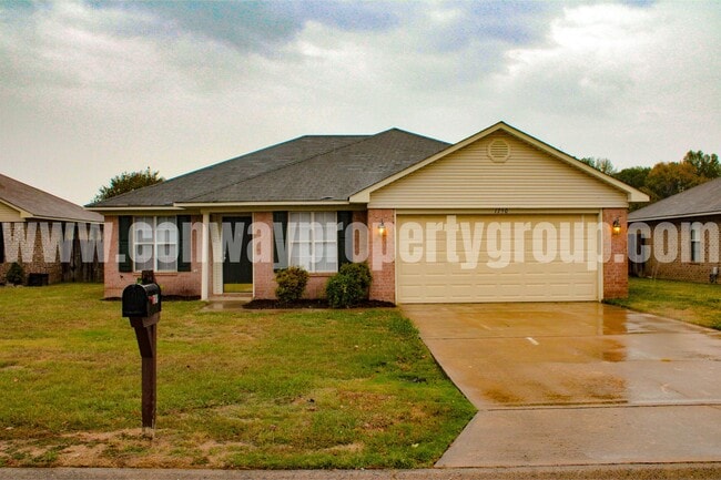 1750 Longfellow Dr in Conway, AR - Building Photo - Building Photo