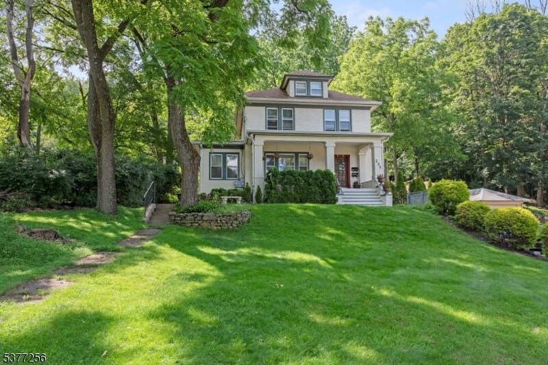 235 Prospect St in Dover, NJ - Building Photo