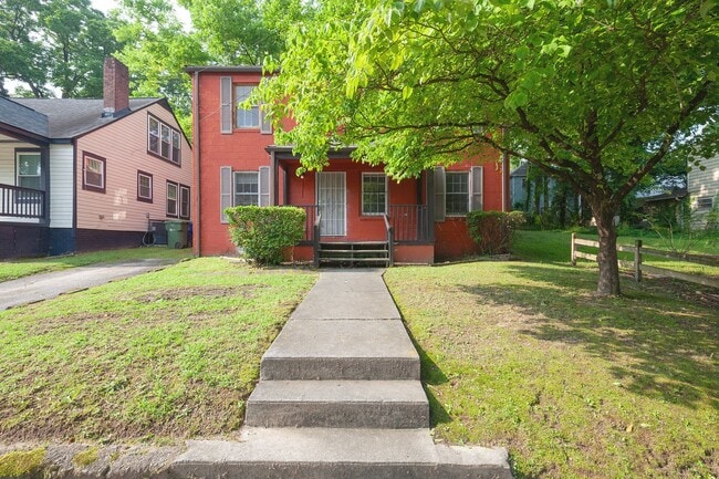 property at 1004 Desoto St NW
