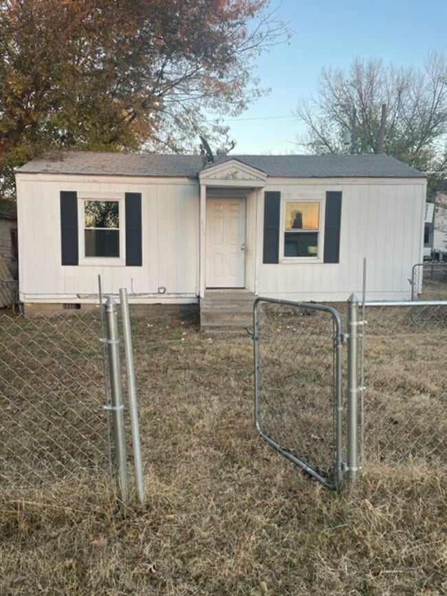 property at 316 S Seneca Ave