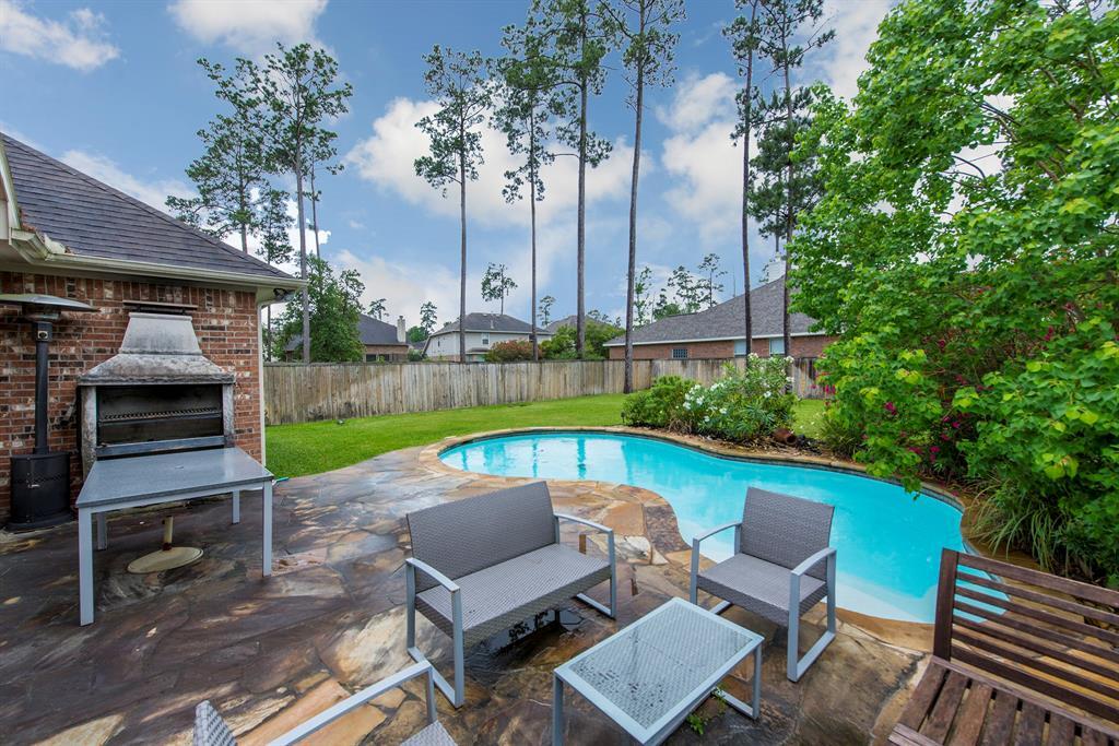 15 Gull Rock Pl in Spring, TX - Building Photo