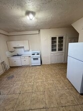 205 207-207 W Oregon St in Evansville, IN - Building Photo - Building Photo