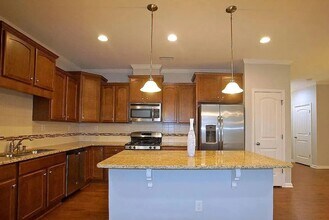 162 Skyros Loop in Cary, NC - Building Photo - Building Photo