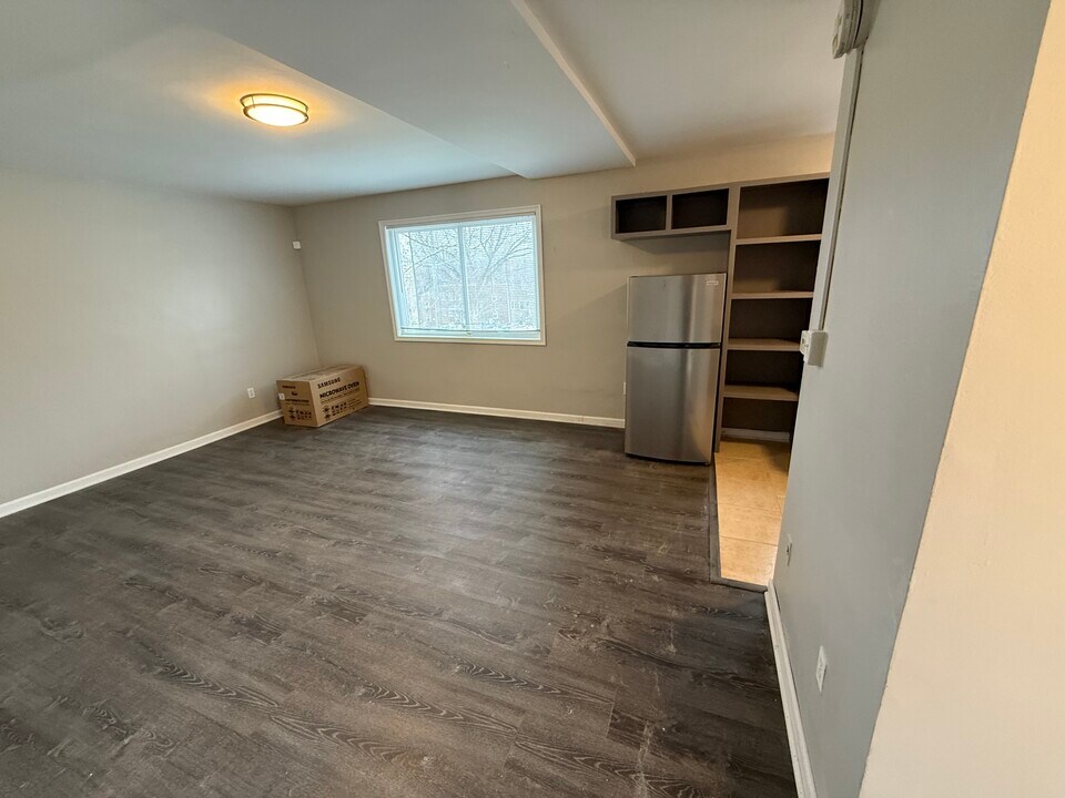 4778 S Capitol Ter SW, Unit Unit C in Washington, DC - Foto de edificio