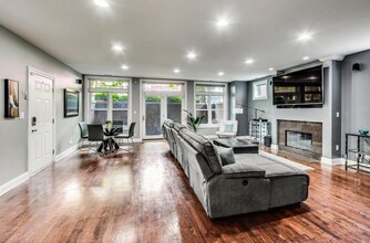 453 N May St, Unit GN in Chicago, IL - Foto de edificio - Building Photo