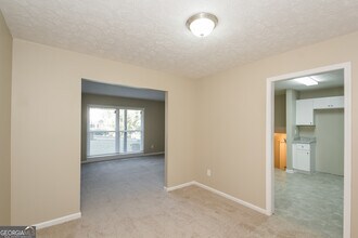 133 Burre Ln SW in Atlanta, GA - Building Photo - Building Photo